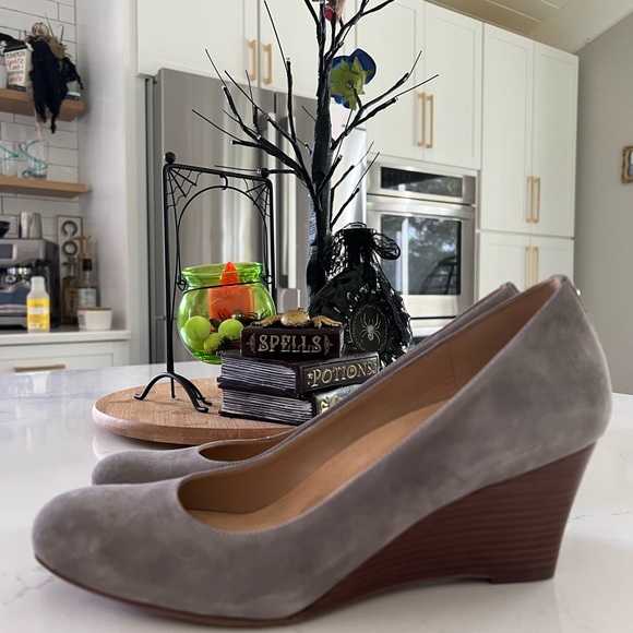 Soft gray wedges size 10 3 inch wedge - Picture 3 of 4